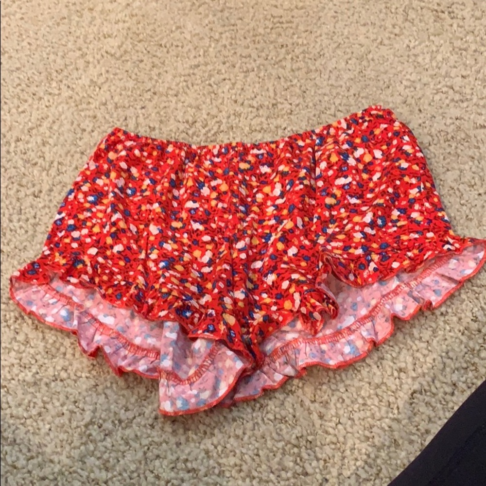 Falling love flowy shorts